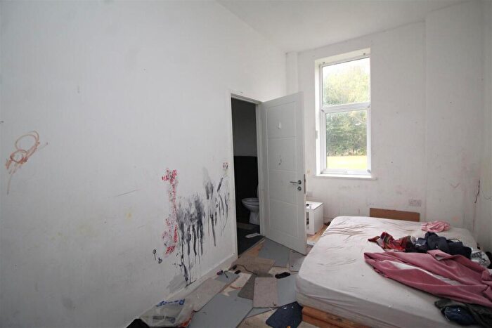 2 Bedroom Flat For Sale In Varity House, Vicarage Farm Road, Peterborough, Cambs, PE1