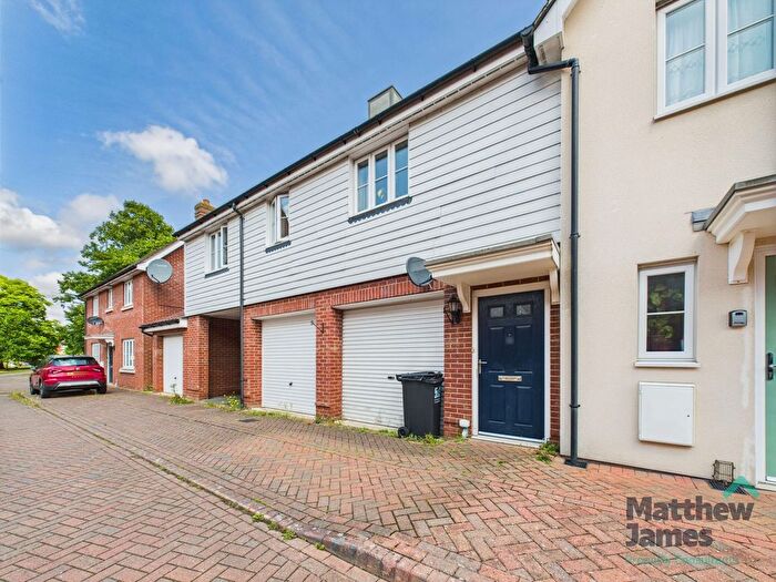 2 Bedroom Property To Rent In Salamanca Way, Colchester, CO2