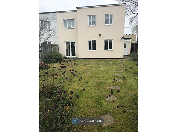 1 Bedroom Flat To Rent In Clockhouse Way, Braintree, CM7