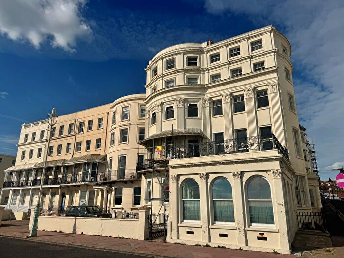 2 Bedroom Flat For Sale In Marine Parade, Brighton, BN2