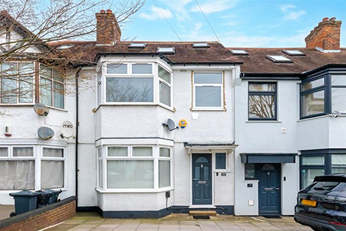4 Bedroom Terraced House For Sale In Sudbury Heights Avenue, Greenford, UB6