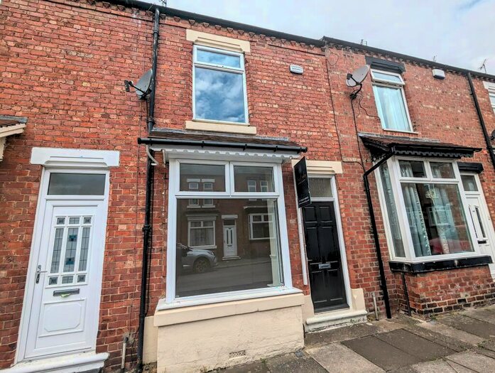 2 Bedroom House To Rent In Harrison Terrace/ Denes - Darlington, DL3