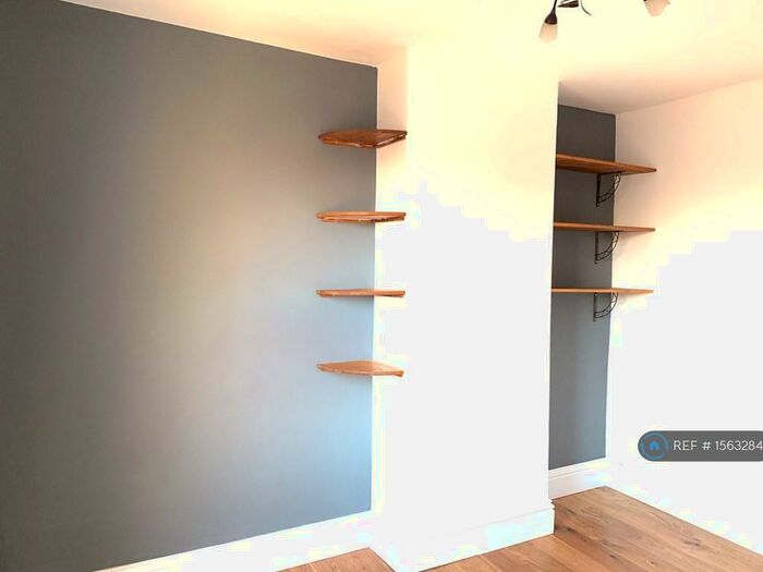 2 Bedroom Flat To Rent In Archway Rd, London, N6