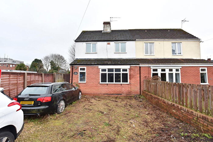 2 Bedroom Semi Detached House For Sale In Kingswinford, Water Street, DY6