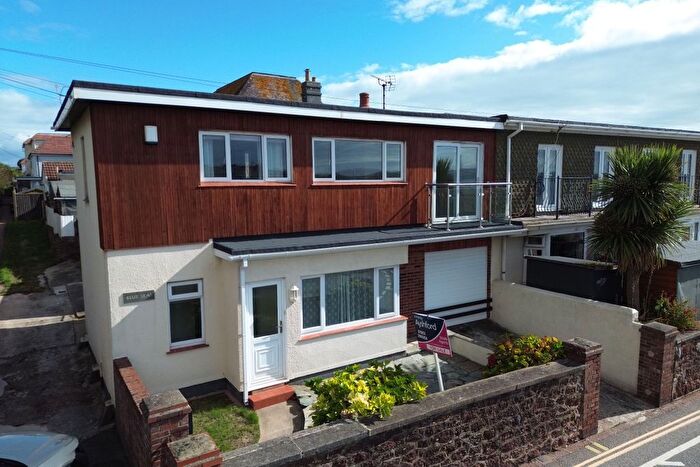 3 Bedroom End Of Terrace House For Sale In Marine Parade, Preston, Paignton, TQ3