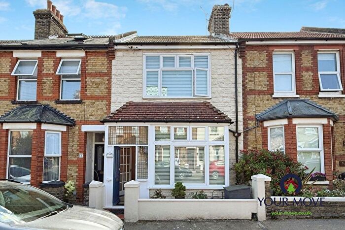 4 Bedroom Terraced House For Sale In Bloomsbury Road, Ramsgate, Kent, CT11