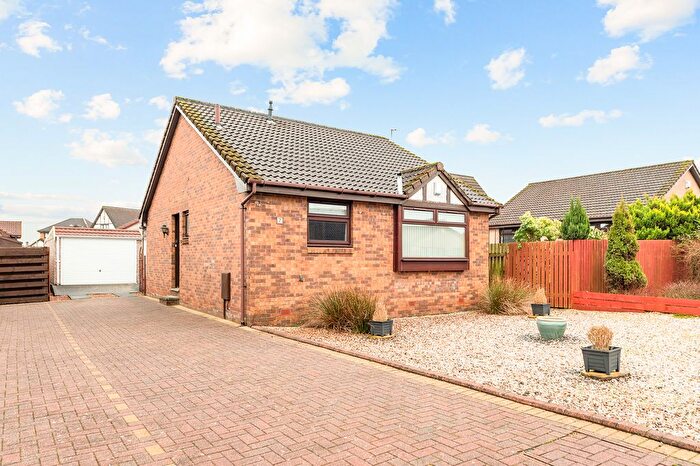 3 Bedroom Detached Bungalow For Sale In Chestnut Grove, Stenhousemuir, FK5