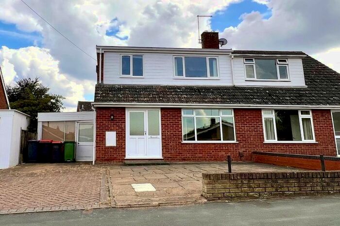 6 Bedroom Semi-Detached House To Rent In Longford Road, Newport, TF10