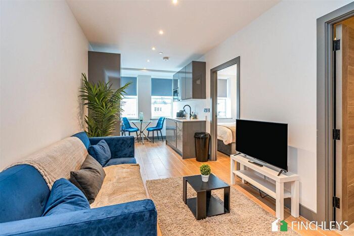 1 Bedroom Flat To Rent In Avenir Court, Ballards Lane, North Finchley, N12