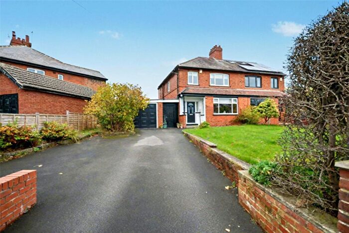 3 Bedroom Semi Detached House For Sale In Lidgett Lane, Leeds, West Yorkshire, LS8