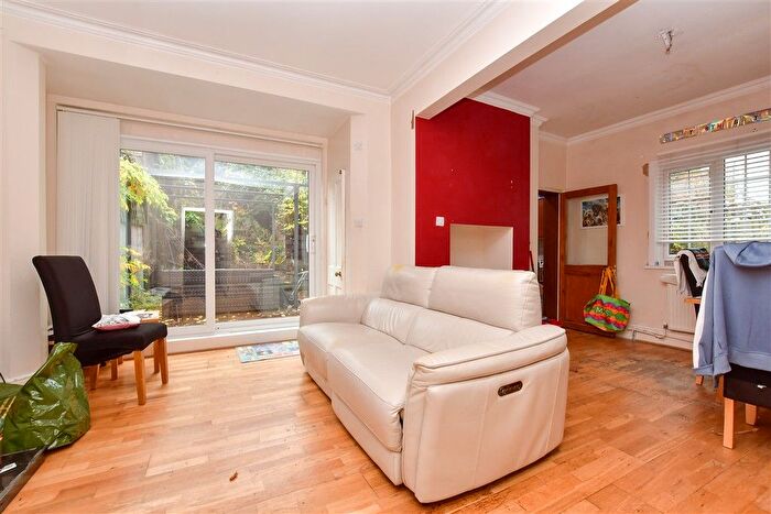 3 Bedroom Semi Detached House For Sale In Godstone Road, Kenley, Surrey, CR8