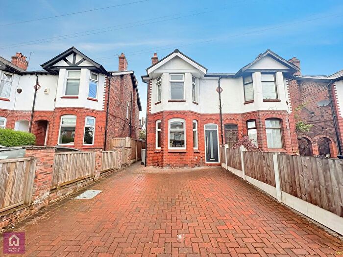 4 Bedroom Semi Detached House To Rent In Hazel Road, Altrincham, WA14