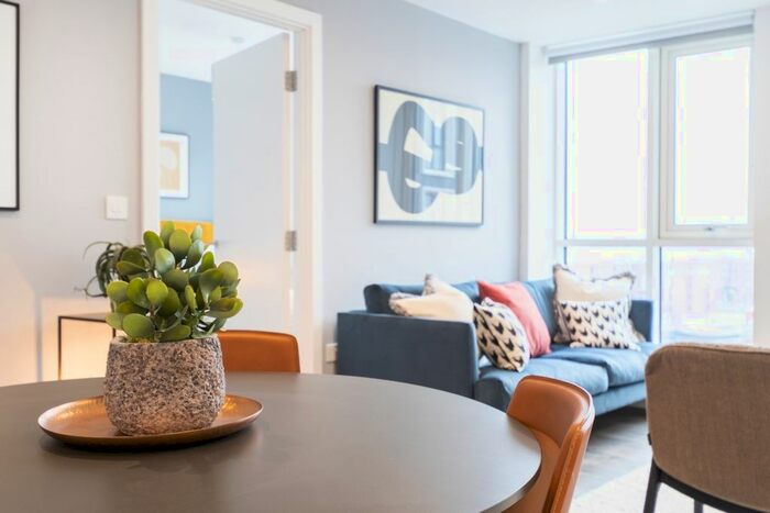 3 Bedroom Flat To Rent In Strand Street, Liverpool, L1