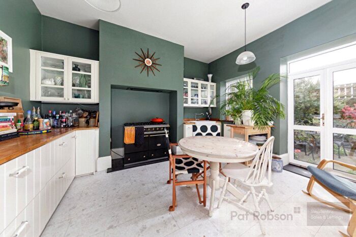 4 Bedroom Terraced House For Sale In York Street, Summerhill Conservation Area, Newcastle Upon Tyne, NE4