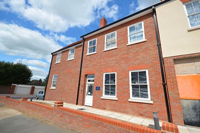 2 Bedroom Apartment To Rent In Park Street, Princes Risborough, HP27