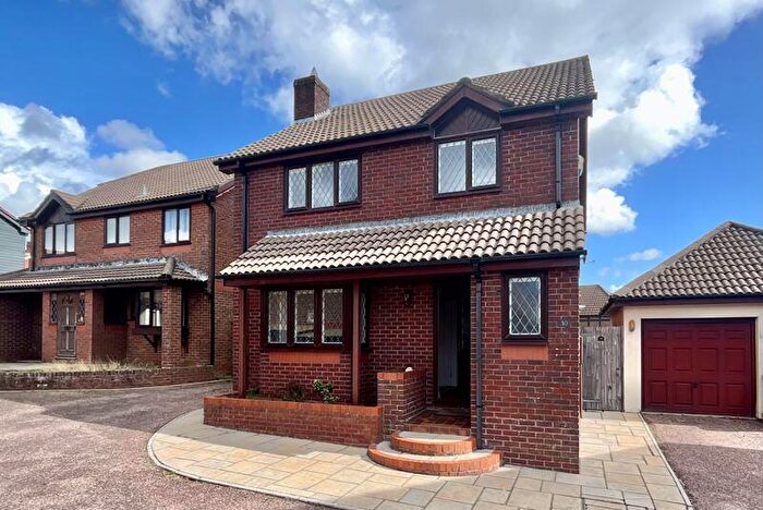 4 Bedroom Detached House For Sale In Harewood Gardens, Littledown, Bournemouth, BH7