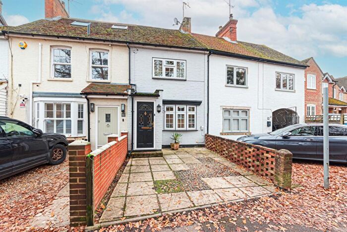 3 Bedroom Terraced House To Rent In Waterloo Road, Wokingham, RG40