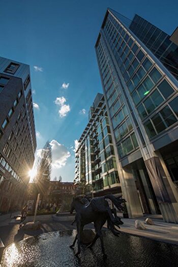Studio To Rent In Apartment Meranti House, London, E1