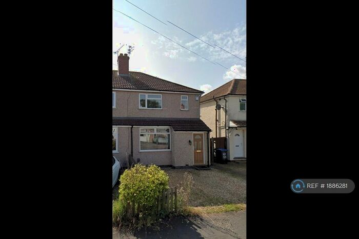 3 Bedroom Semi-Detached House To Rent In Balcombe Road, Rugby, CV22