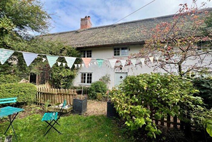 2 Bedroom Property To Rent In Top Row, Bedford, MK44