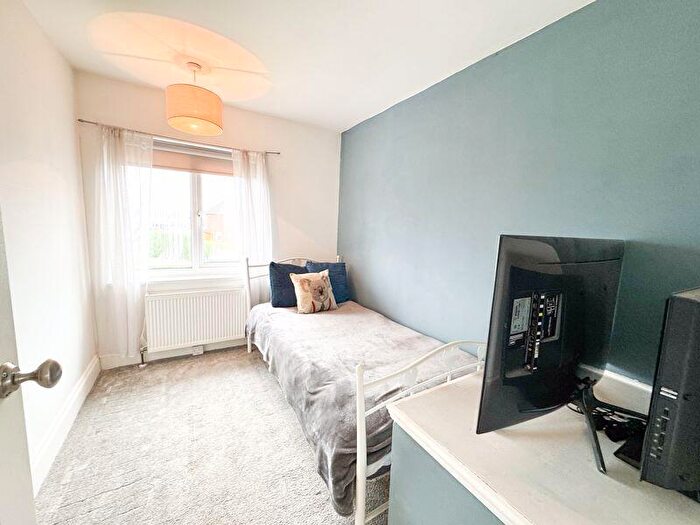 3 Bedroom End Of Terrace House For Sale In Antrim Way, Scartho, DN33