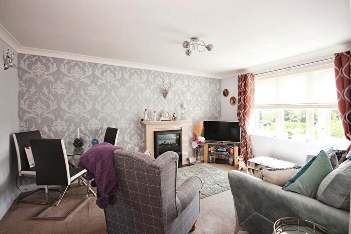 1 Bedroom Flat For Sale In Merlin Way, Warwick, CV34