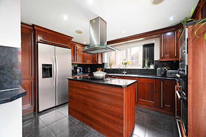 3 Bedroom Semi-Detached House For Sale In Rowdale Crescent, Frecheville, Sheffield, S12