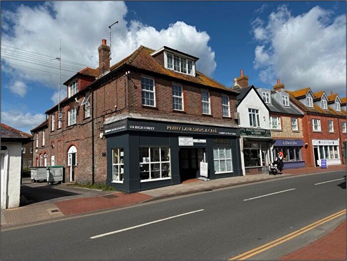 6 Bedroom Terraced House For Sale In High Street, PO20