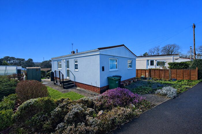 2 Bedroom Park Home For Sale In Exeter, EX2