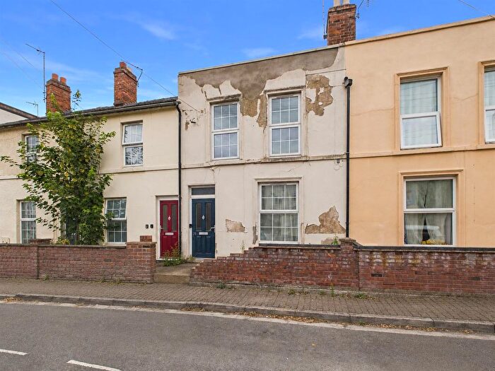 2 Bedroom Terraced House For Sale In Worcester Parade, Gloucester, GL1