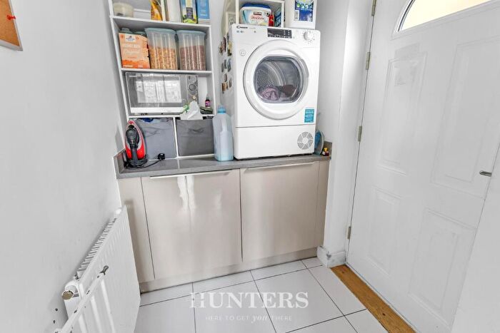 4 Bedroom Detached House For Sale In Harter Close, Middleton, M24