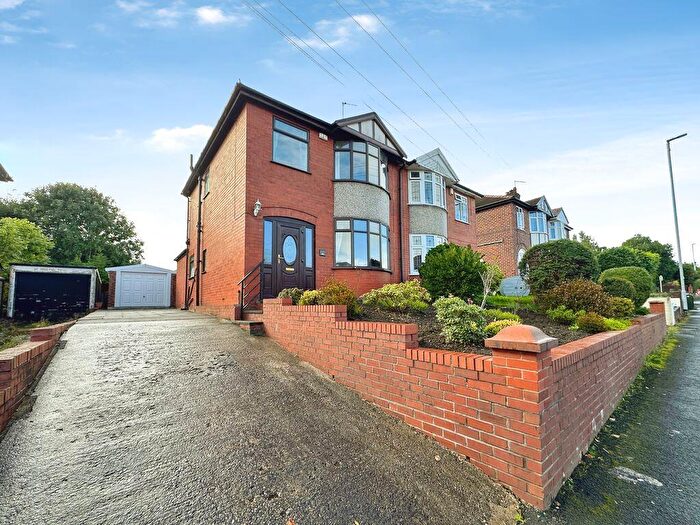 3 Bedroom Semi-Detached House For Sale In Ainsworth Road, Bury, BL8