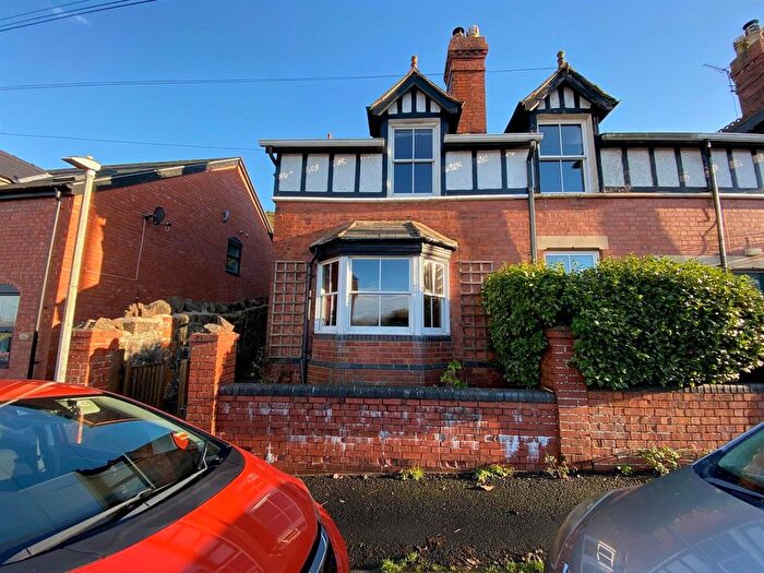 2 Bedroom End Of Terrace House For Sale In West Malvern Road, Malvern, WR14