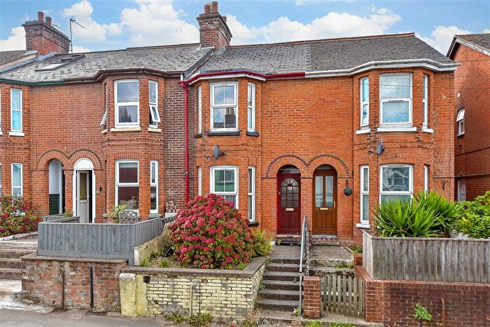 2 Bedroom Terraced House For Sale In Hunnyhill, Newport, Isle Of Wight, PO30