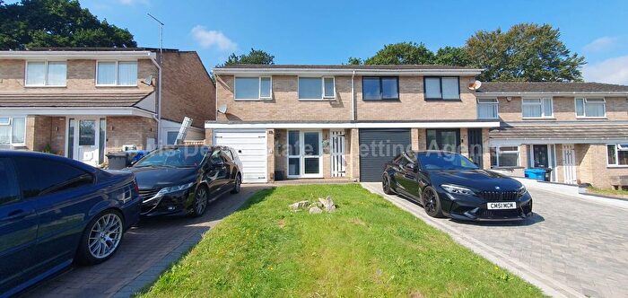 3 Bedroom Semi Detached House To Rent In Viscount Walk, Bearwood, Bournemouth, BH11