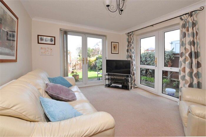 3 Bedroom Semi-Detached House To Rent In Alma Road, Orpington, Kent, BR5
