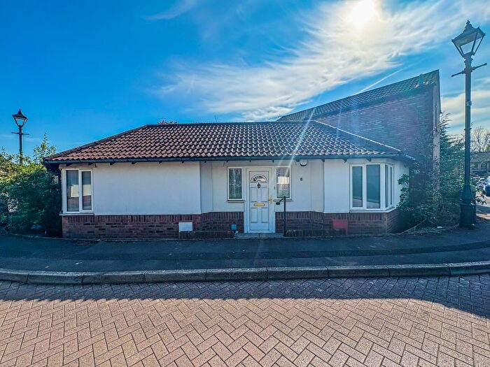 1 Bedroom Bungalow To Rent In Walton Place, Cardiff, CF11