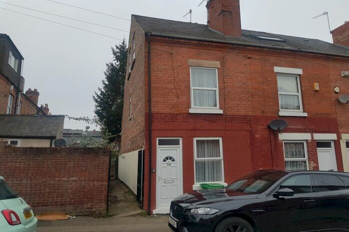 3 Bedroom Terraced House To Rent In Mansfield Street, Nottingham, NG5