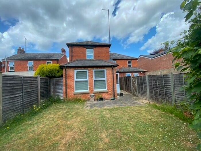 1 Bedroom House To Rent In Wood Lane, Sonning Common, Oxfordshire, RG4