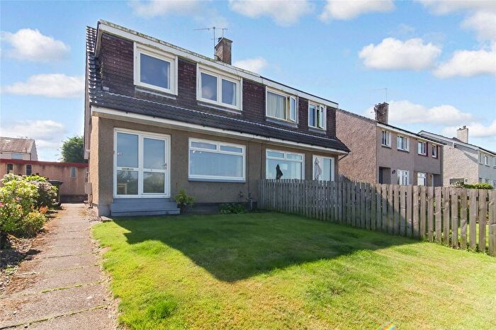 3 Bedroom Semi-Detached House For Sale In Gartconner Avenue, Kirkintilloch, Glasgow, East Dunbartonshire, G66
