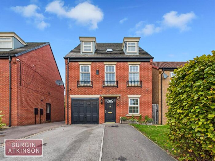 4 Bedroom Detached House For Sale In Headingley Road, Retford, DN22