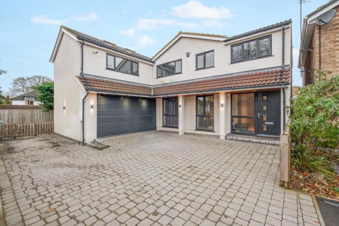 4 Bedroom Detached House For Sale In Beech Close, Hackleton, Northampton, NN7