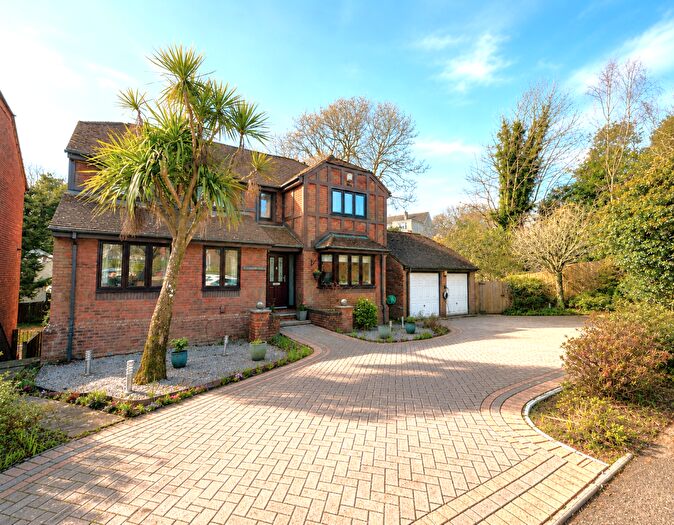 6 Bedroom Detached House For Sale In Cromwell Gate, Glenholt, Plymouth, PL6