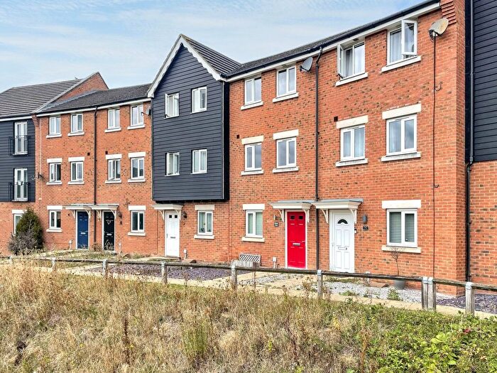 3 Bedroom Town House For Sale In Phoenix Way, Stowmarket, IP14