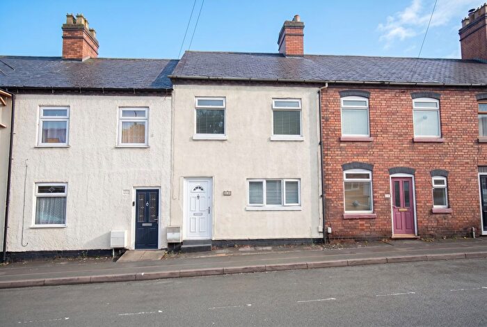 3 Bedroom Terraced House For Sale In Long Street, Dordon, B78
