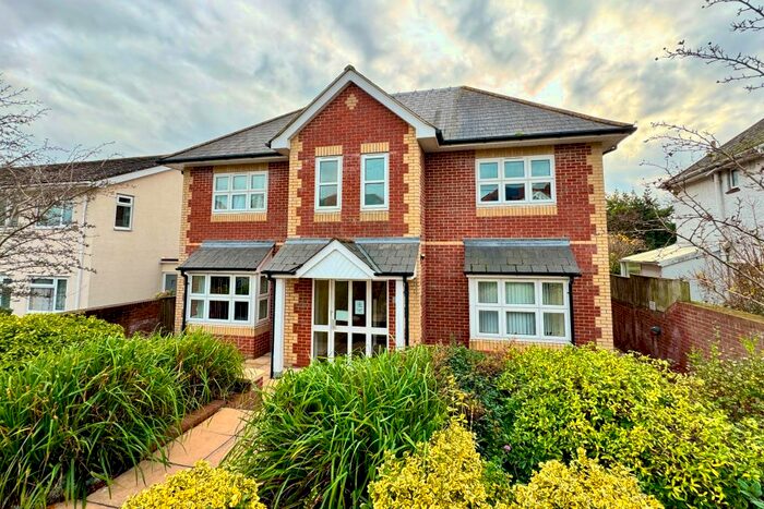 2 Bedroom Flat To Rent In Rabling Road, Swanage, BH19