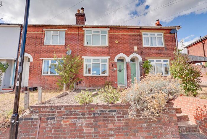2 Bedroom Terraced House For Sale In Bridge Road, Woolston, SO19