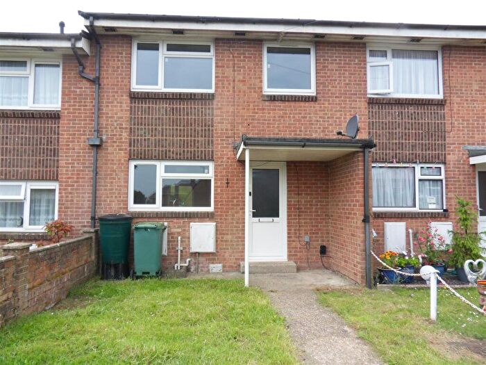 3 Bedroom House For Sale In Ash Grove, Cowes, PO31