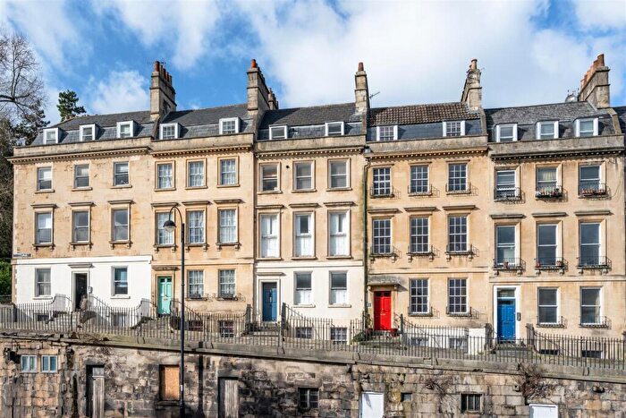 1 Bedroom Apartment To Rent In Walcot Parade, Bath, BA1