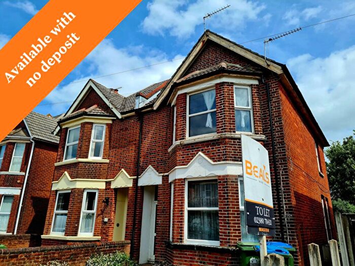 2 Bedroom Flat To Rent In Arthur Road, Shirley, Southampton, SO15